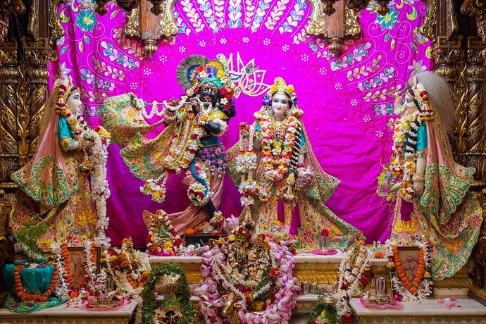 static-_33684534e03e904