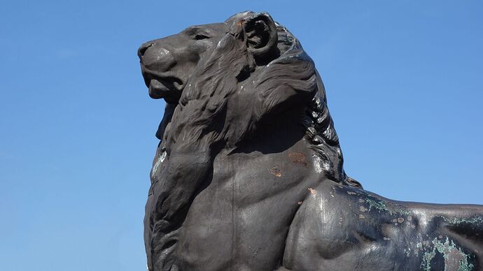 work-of-art-art-statue-photo-lg